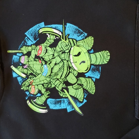 TMNT Hoodie , black with the Fab Four featured on the front. - Picture 2 of 8